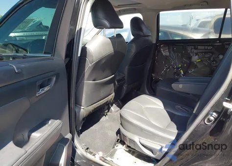 2021 Toyota Highlander Hybrid Xle from USA, damaged, VIN 5TDGBRCH7MS523131